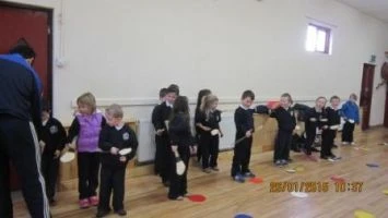 Hurling training in the hall 001